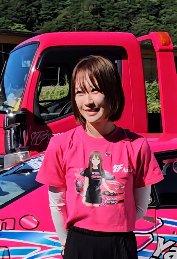 YASHIO FACTORY ARISA T-Shirt Pink - Image 3